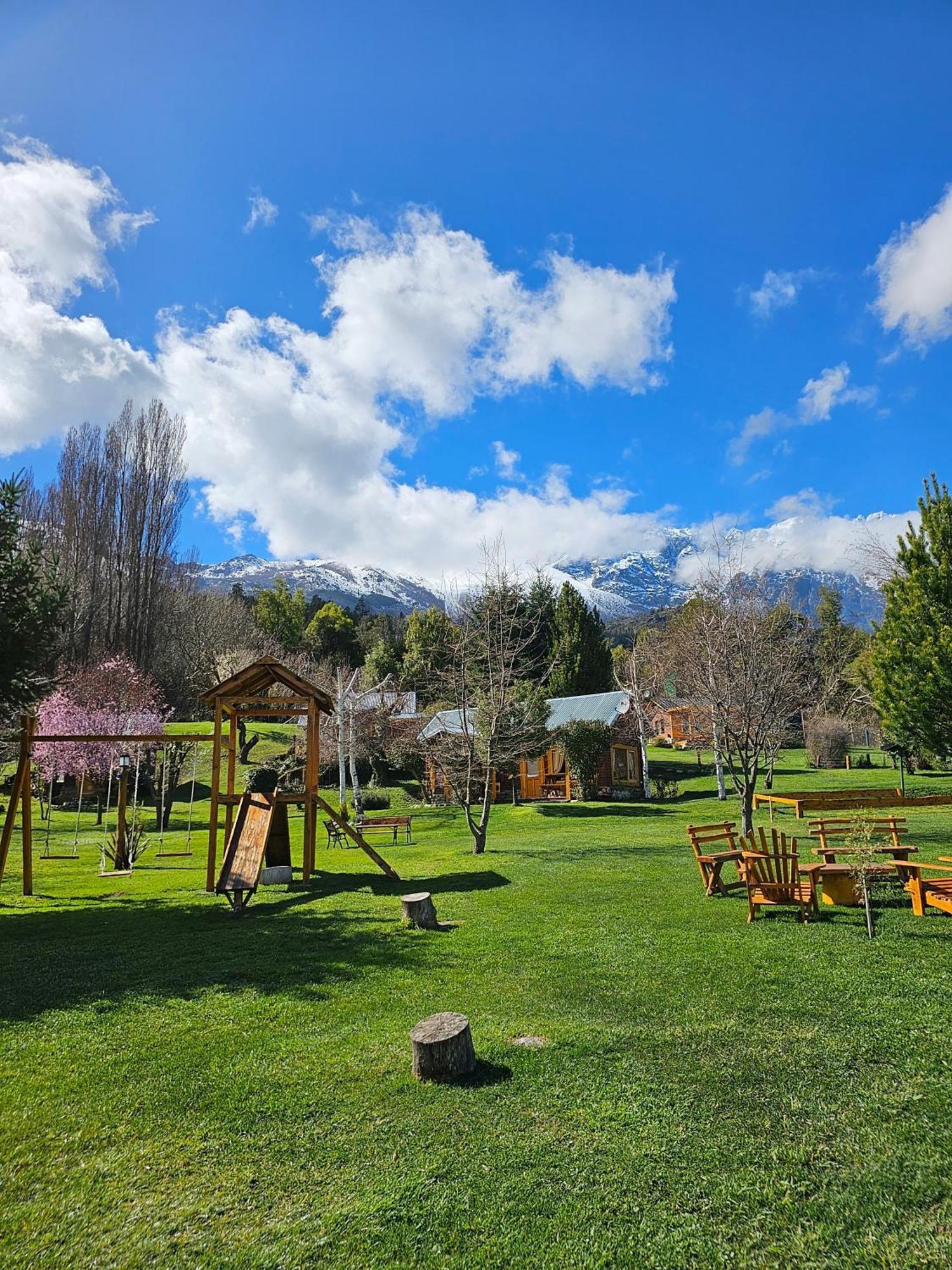 La Yaya - Villa Turismo El Bolsón エクステリア 写真