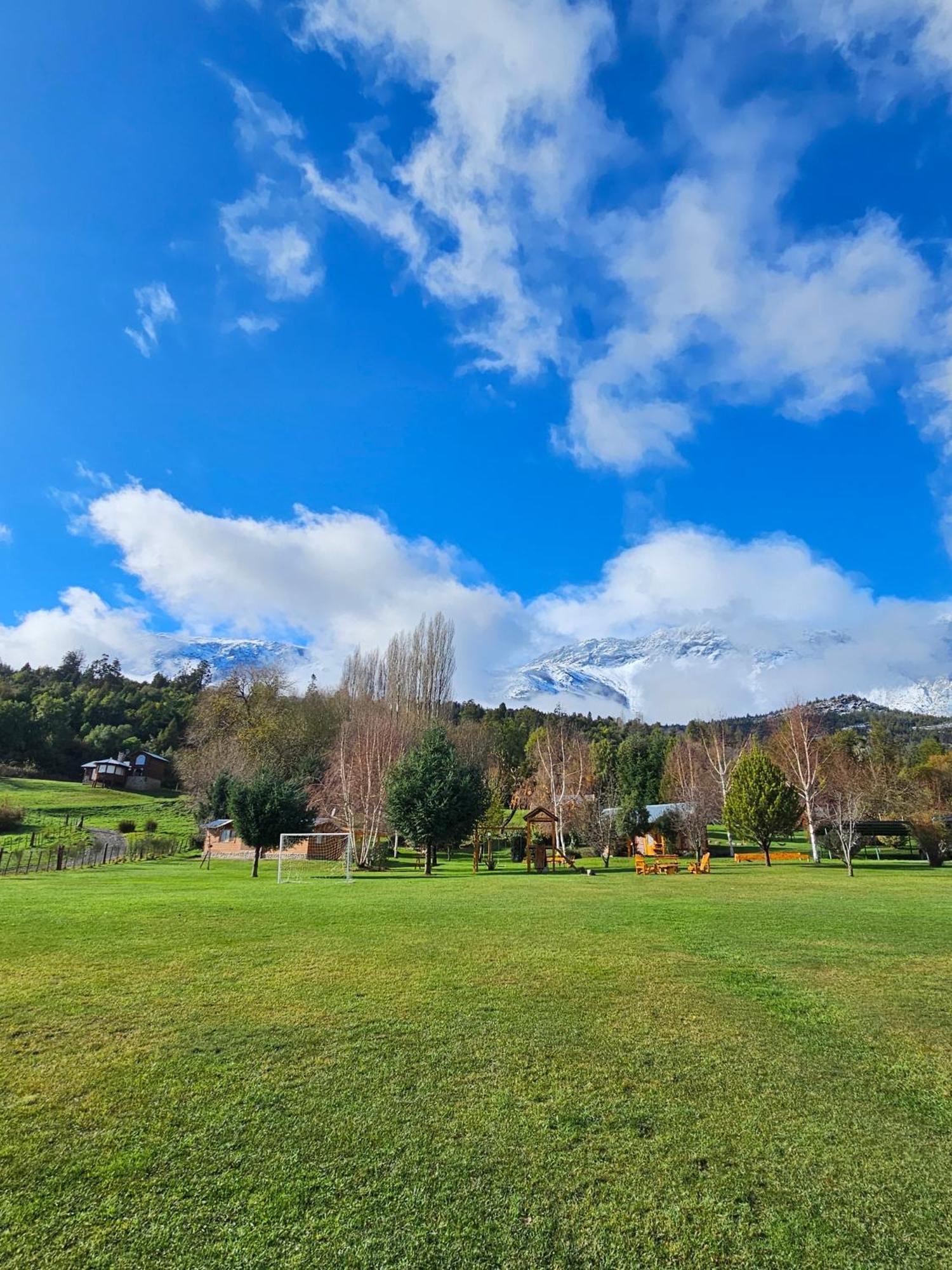 La Yaya - Villa Turismo El Bolsón エクステリア 写真