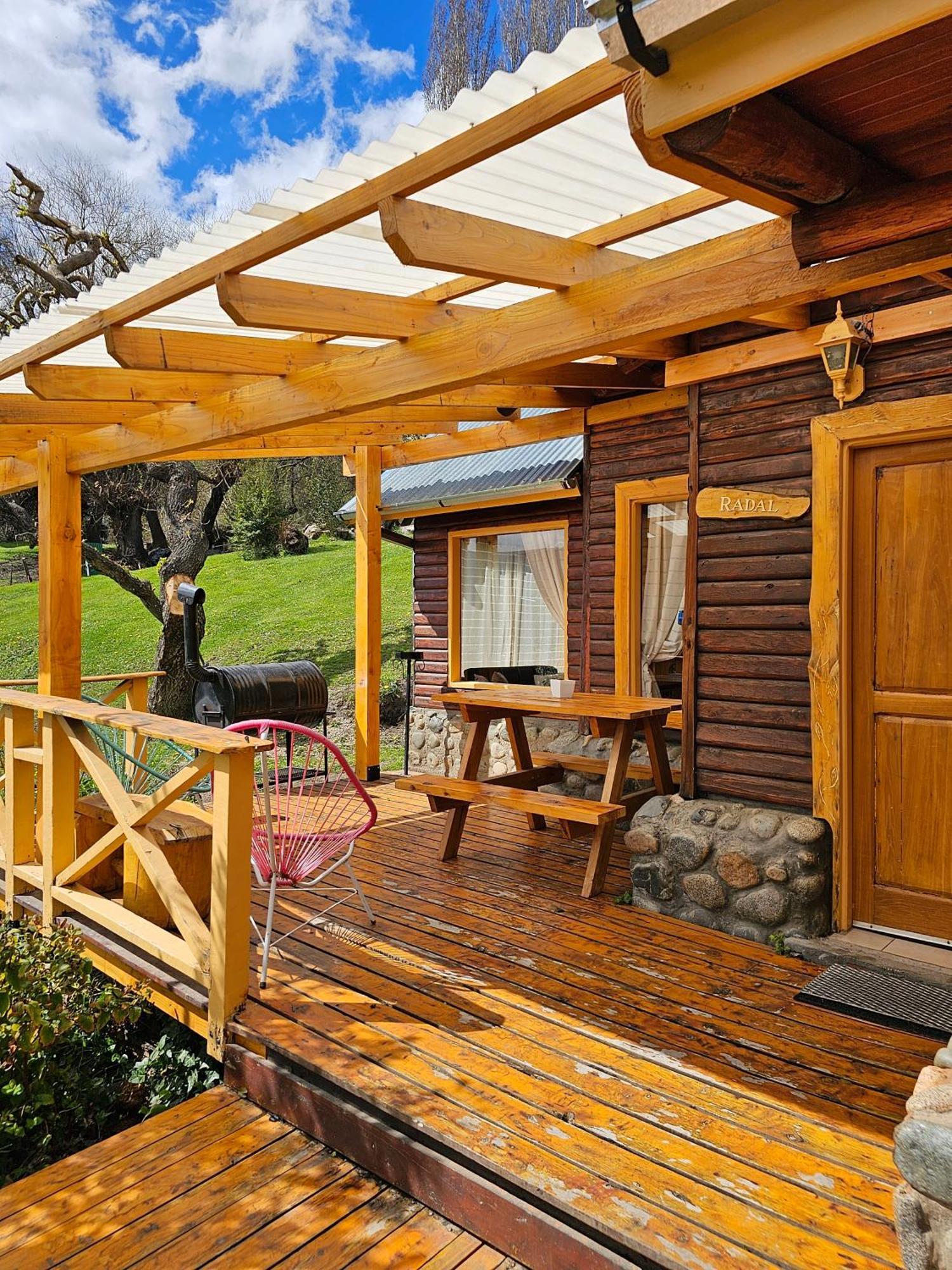 La Yaya - Villa Turismo El Bolsón エクステリア 写真